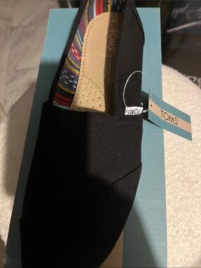 Toms Black Canvas Slip-On Flats with Multicolor Lining